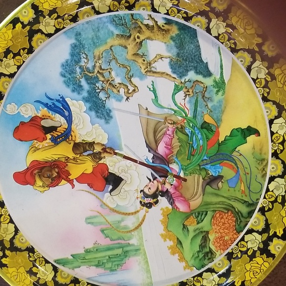 Solid Wood Green Wall-Mounted Shelf with Lockable Drop Drawer With Metal Plate - Picture 13 of 13